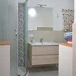 1 Bedroom Cozy In Casa vacanze Budoni