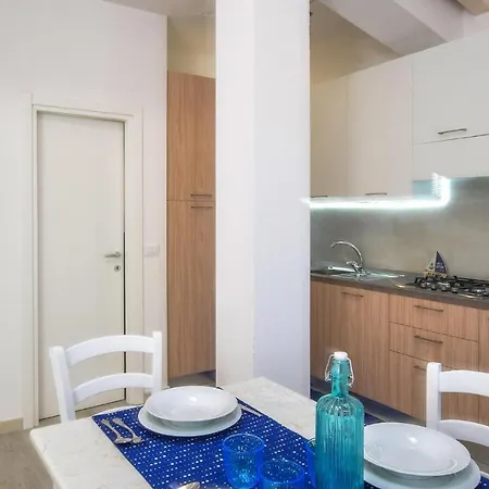 Cozy In With Kitchenette Holiday home *
