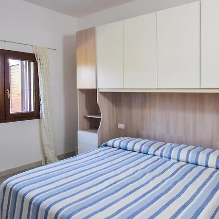 1 Bedroom Cozy In